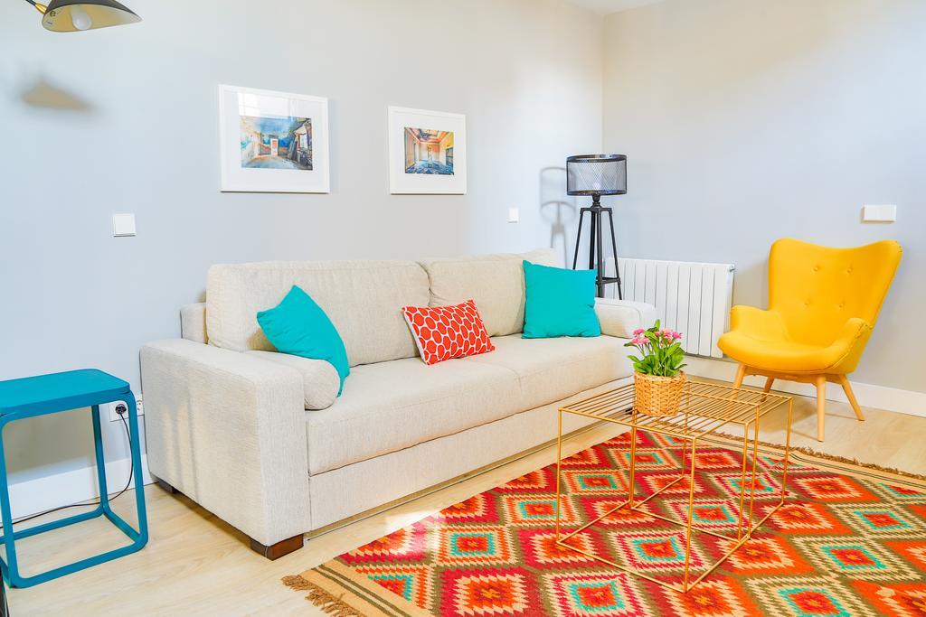 Urban Vida La Latina Apartment Madrid Exterior photo